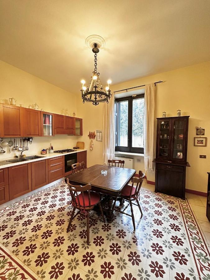 Elegante Appartamento Nel Cuore Del Barocco Lecce Exterior photo