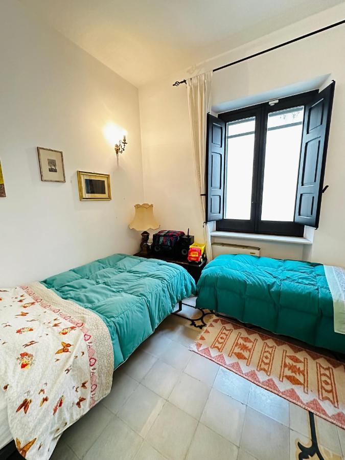 Elegante Appartamento Nel Cuore Del Barocco Lecce Exterior photo